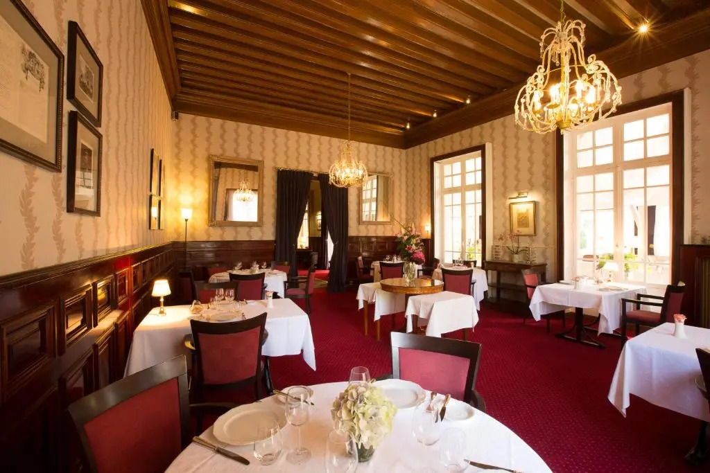 Hôtel & Restaurant Le Relais dAumale