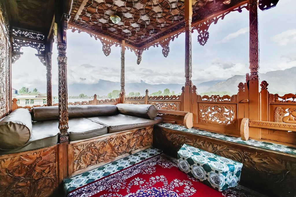 New kolohai Group of Houseboats