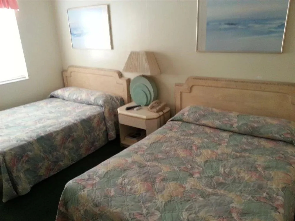 Boulevard Hotel