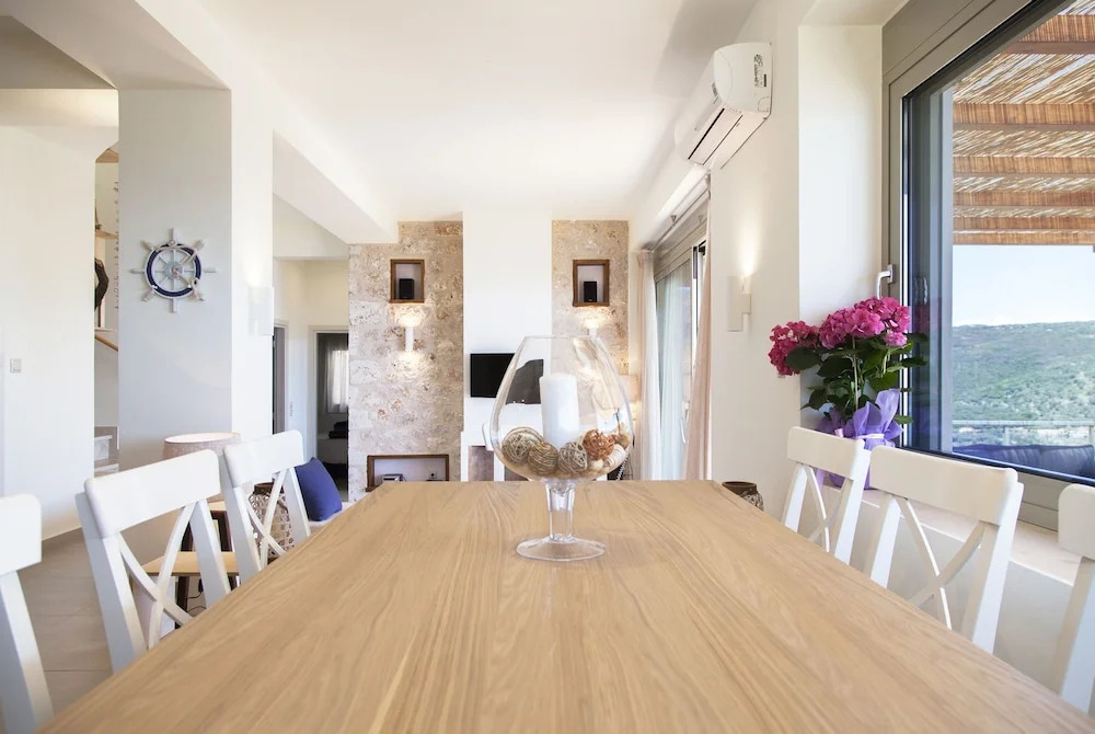 VILLAS MIRO - Luxury Villas with Direct Sea Access for 14 people