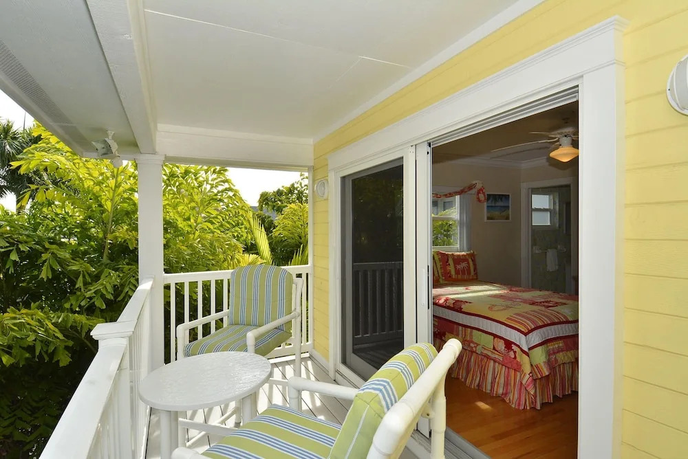 Sunset Villas 3