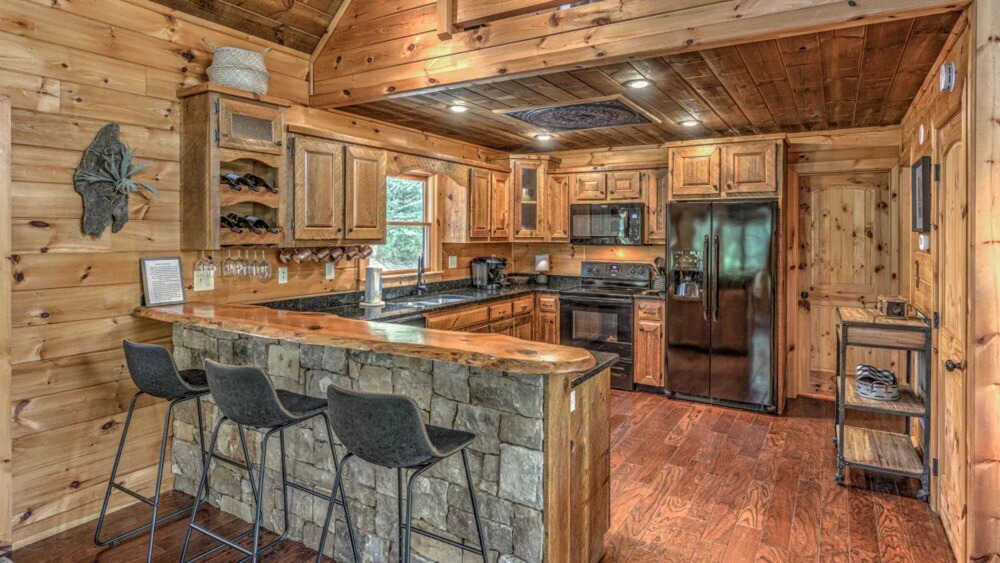 Aska Pines by Escape to Blue Ridge