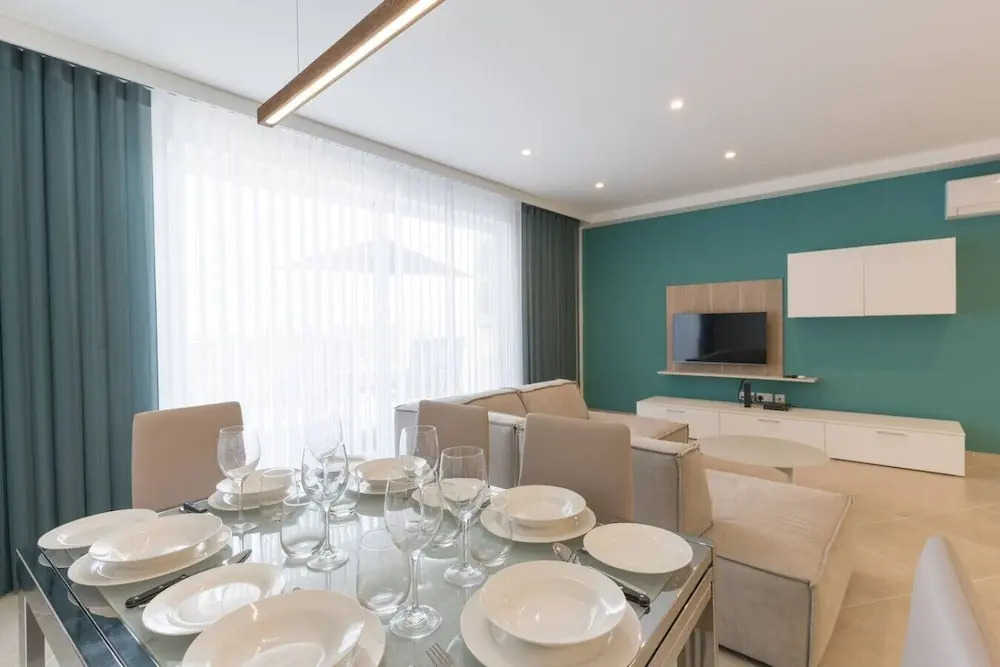 Property With Pool Access - Xaghra Near Marsalforn