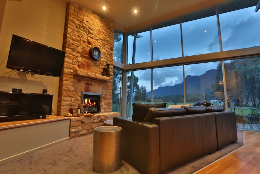 Ironstone Romantic Couples Retreat