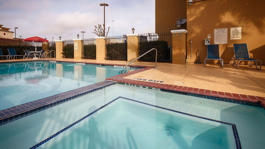 Best Western Plus Katy Inn & Suites