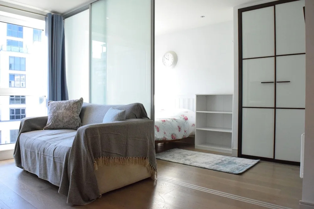 1 Bedroom Apartment in Imperial Wharf