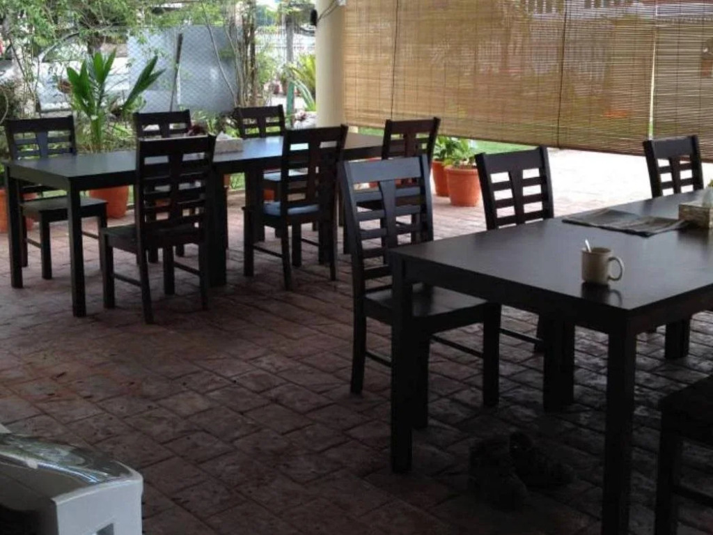 HAKS Boutique B&B with Pool & Farm-to-Table Dining