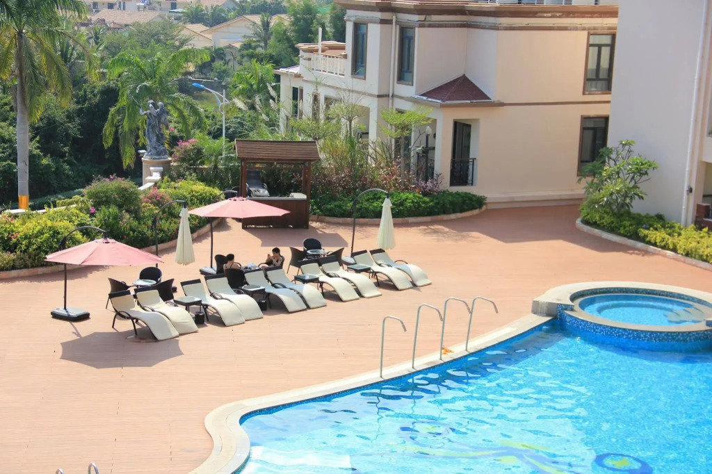 Отель Sanya Yalong Bay Sintra Suites
