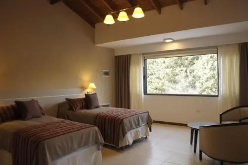 Lom Suites