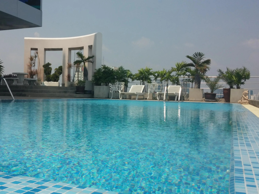 Interchange Tower Serviced Apartment - SHA Extra Plus