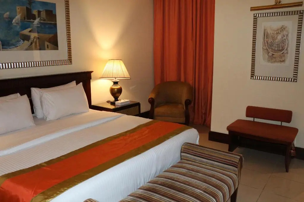 City Seasons Suites