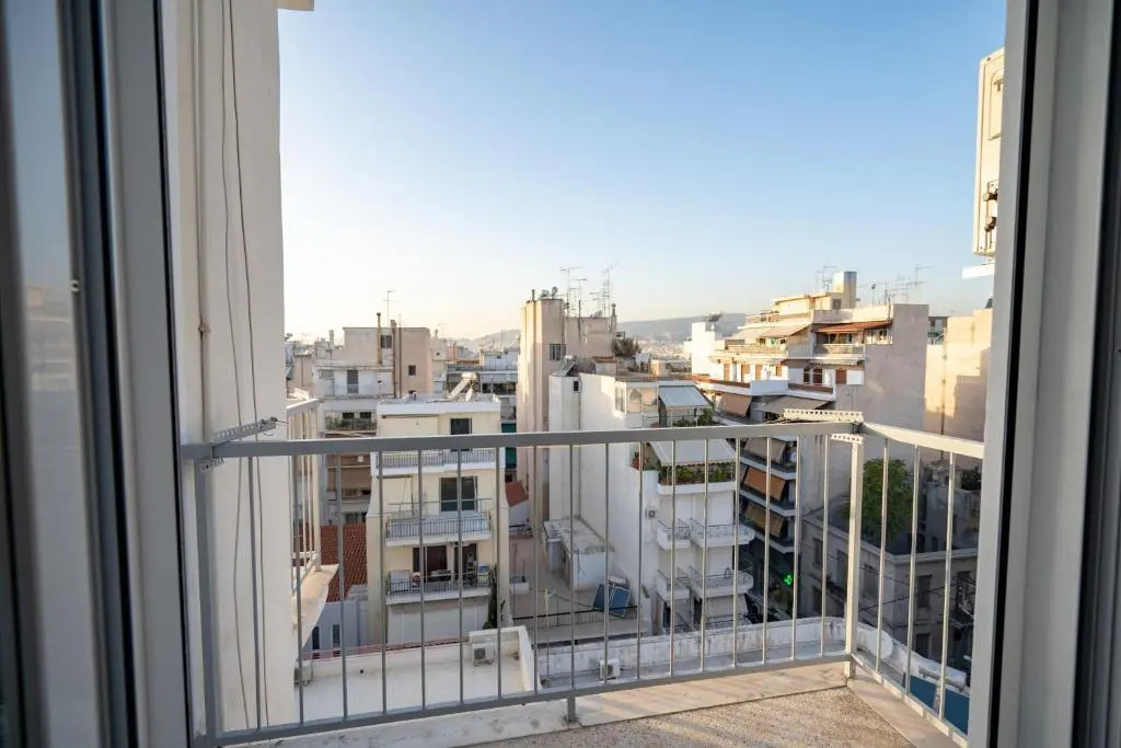 Dimotiko Theatro metro st. 1 bedroom 4 pers. flat