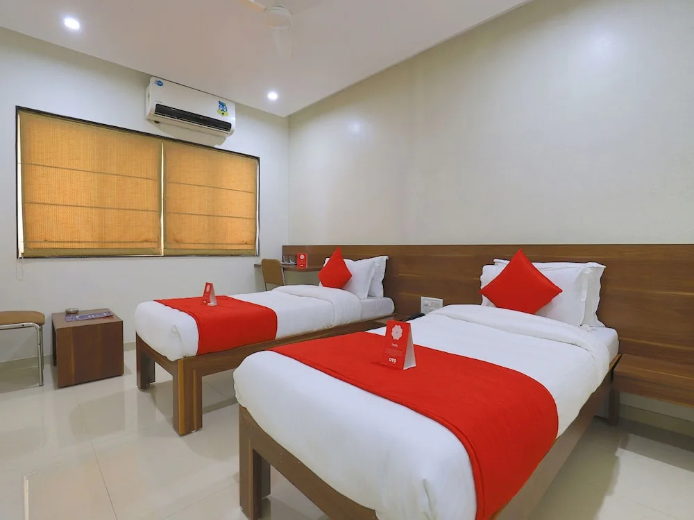 OYO 9351 Hotel RVG