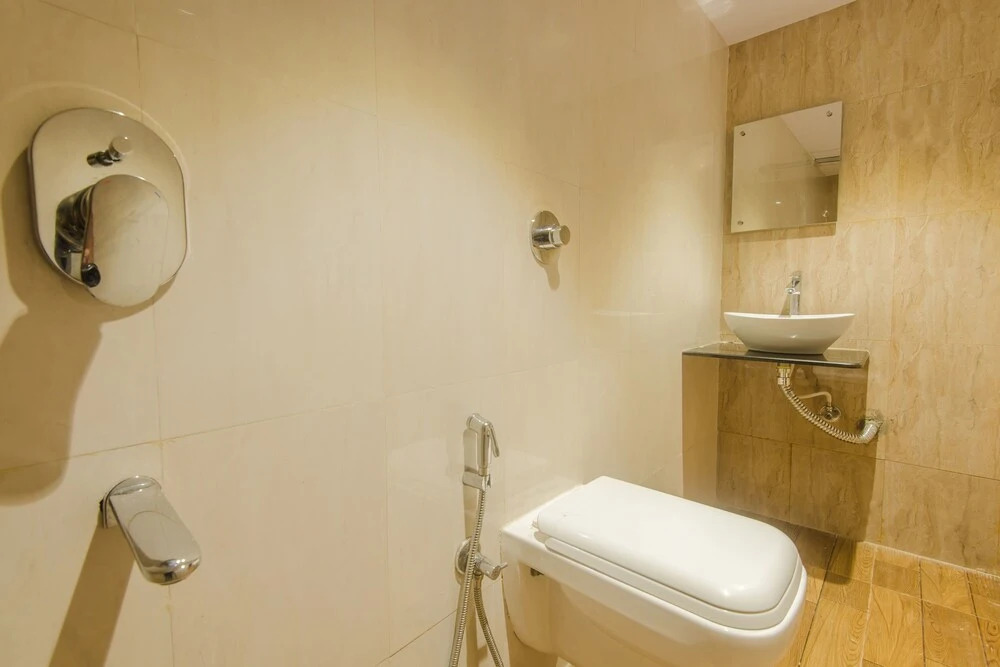 OYO 10019 Malad Residency