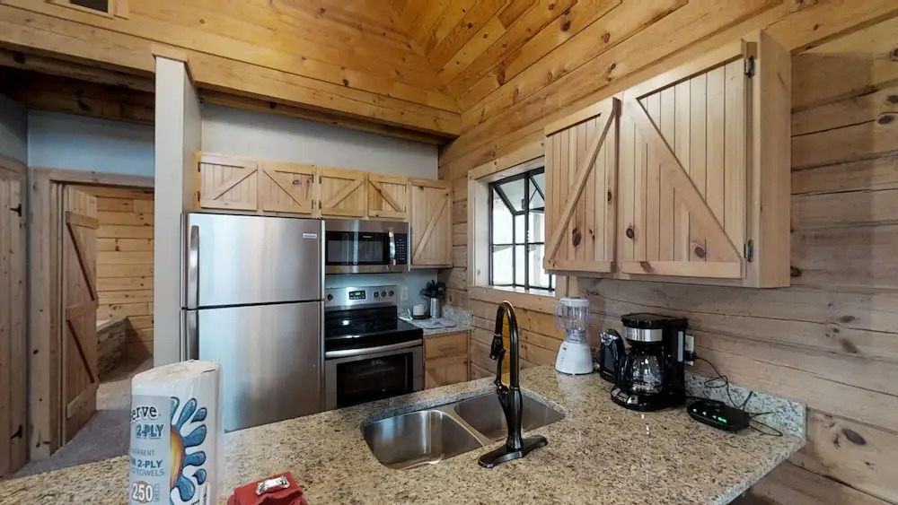 The  Lazy Bear - 2 Br Cabin