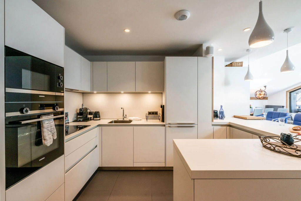 OZIGO - Modern Apartment in Luxury Residence
