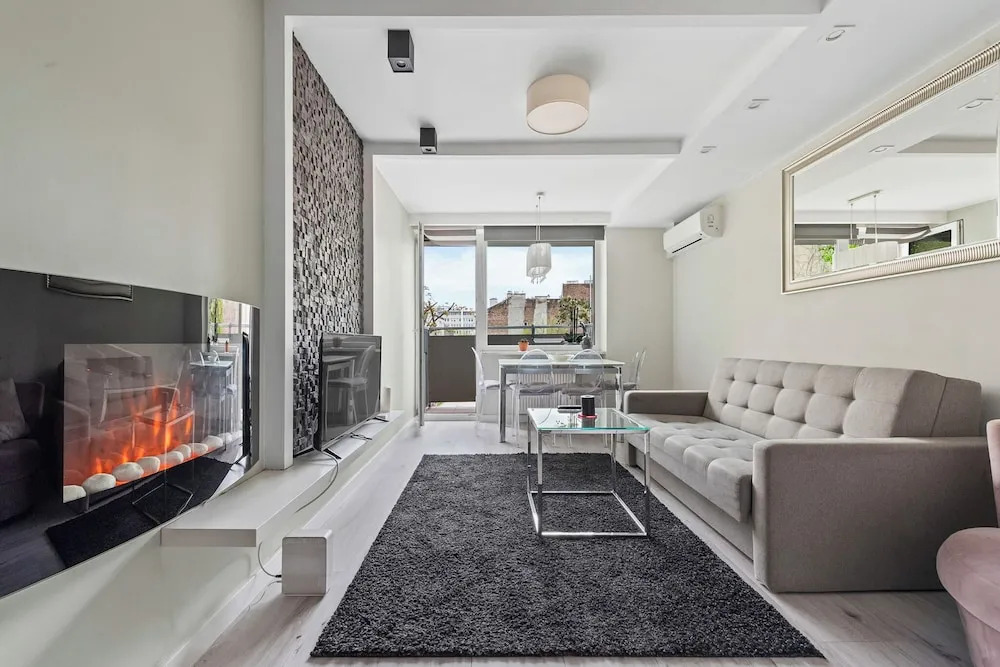 RentPlanet - Apartament na Śródmieściu