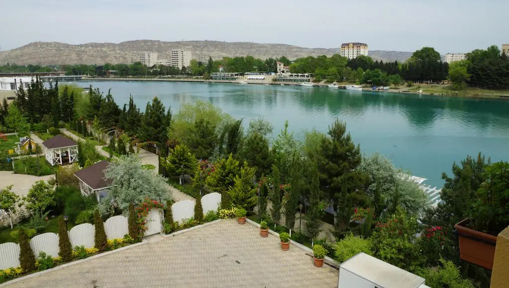River Side Hotel