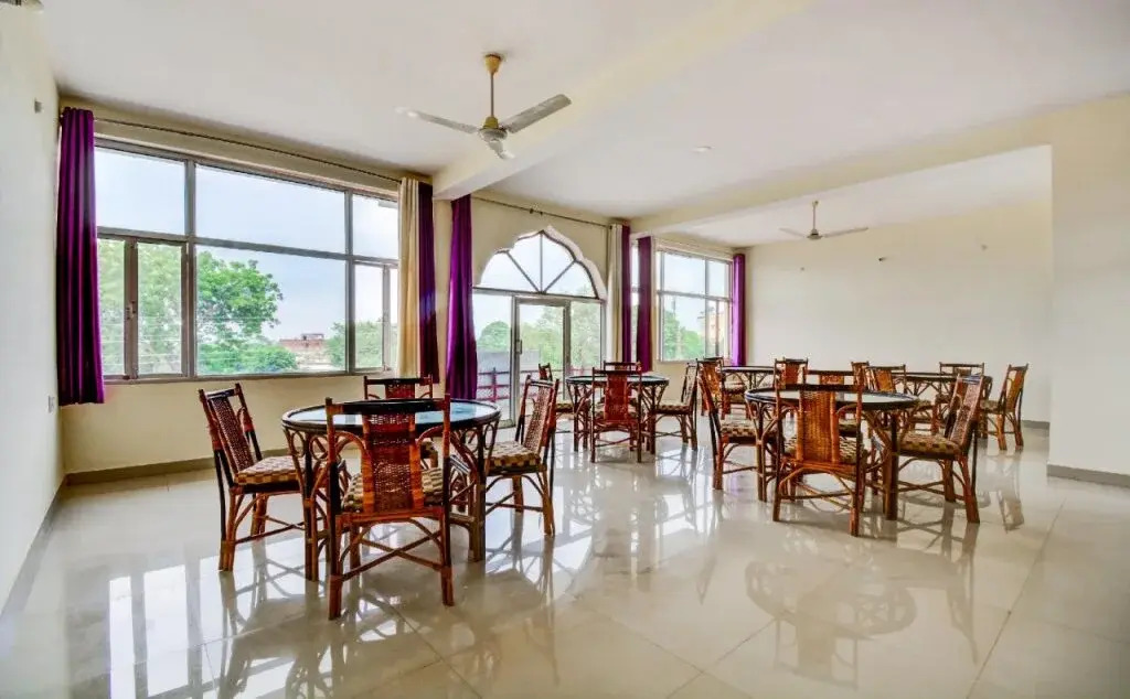 Hotel Saif by OYO