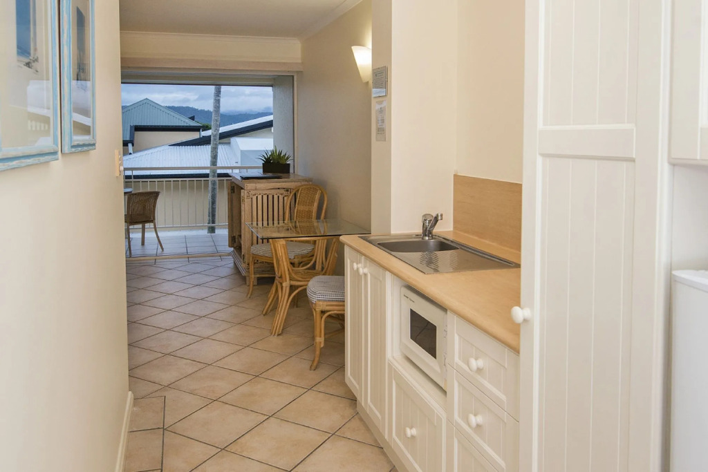 Macrossan House Boutique Holiday Apartments