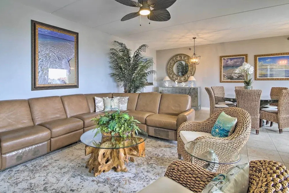 Sunny SPI Las Villas Condo w/ Resort Amenities