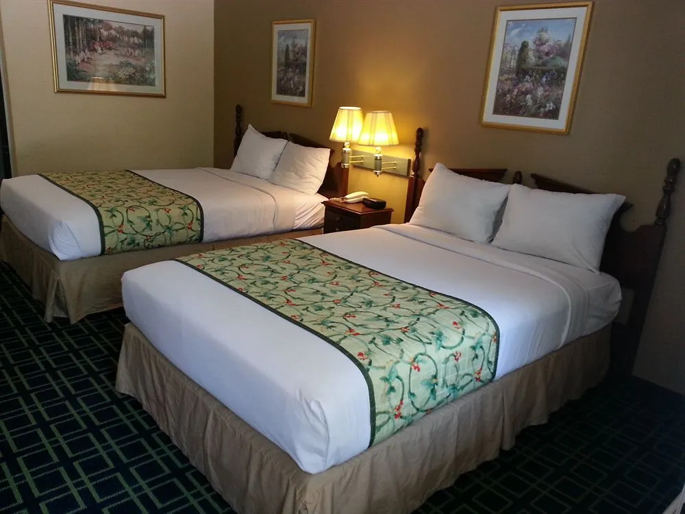 Meriwether Country Inn
