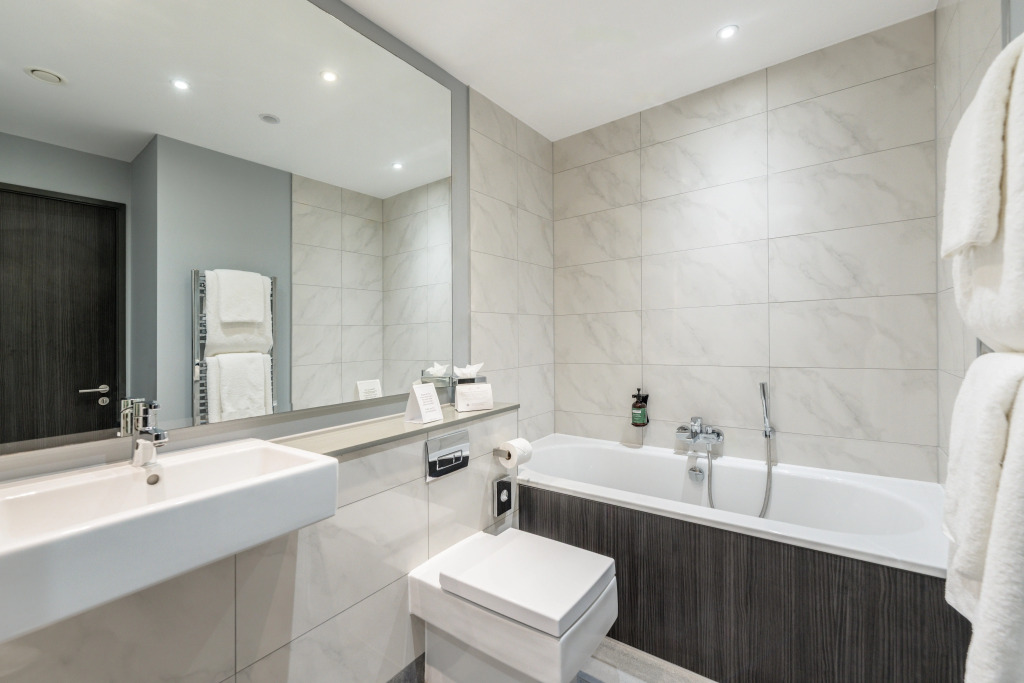 Crowne Plaza Aberdeen Airport by IHG