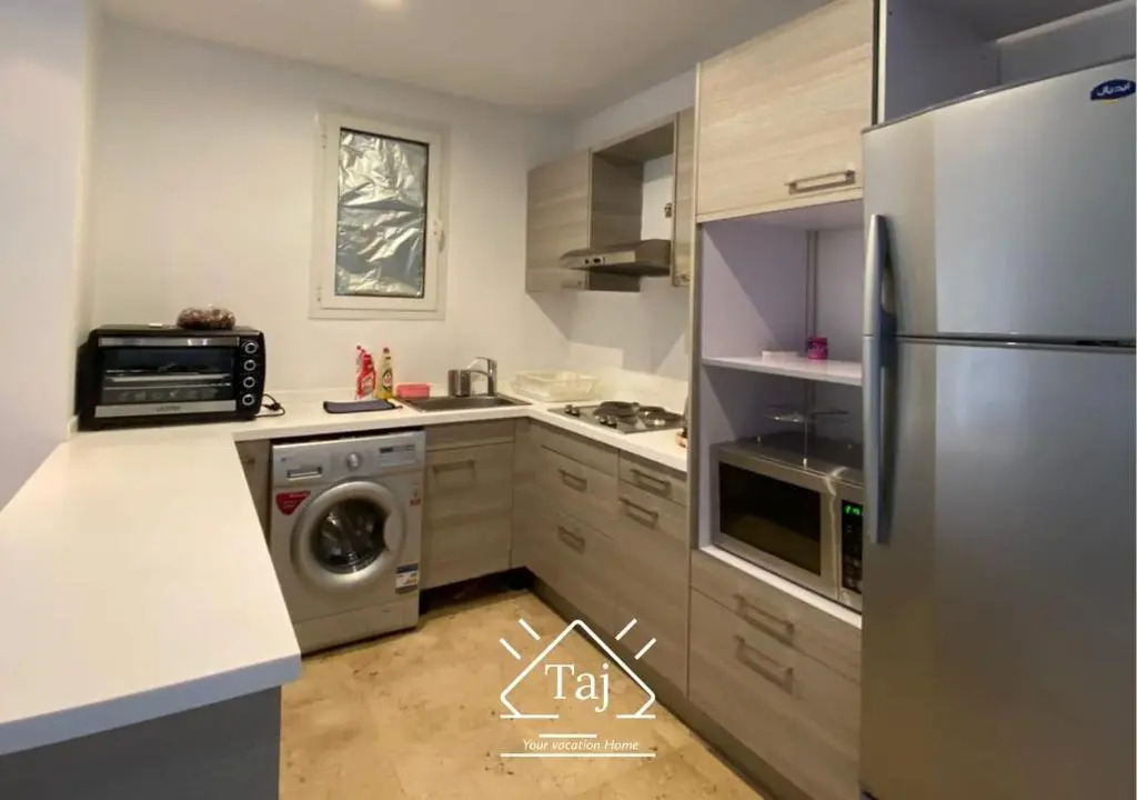 TAJ HOME, exotic ground 2 bedroom, pool, Scarab
