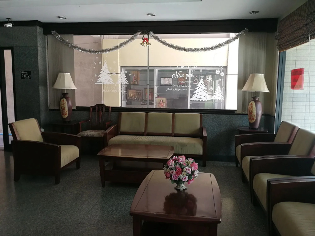 Srivichai Hotel
