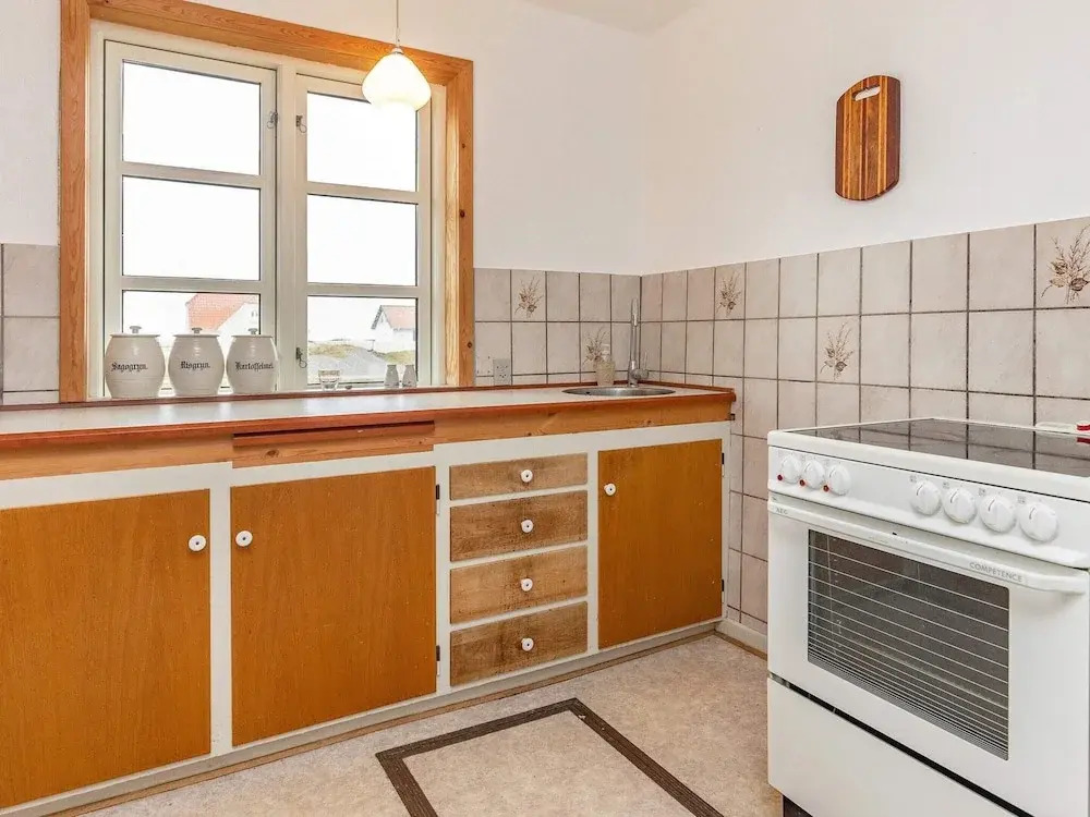 4 person holiday home in Frøstrup