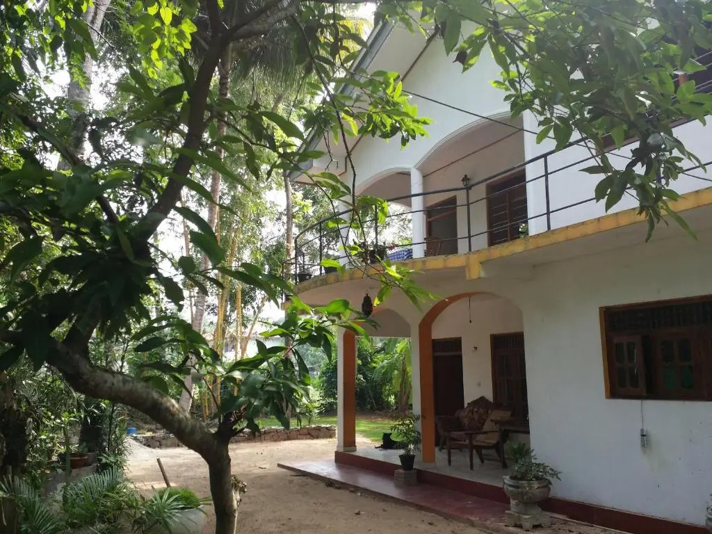 Pathum Family Home