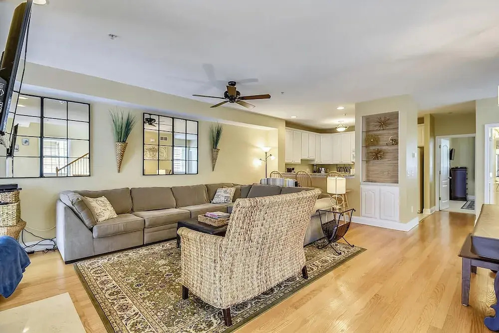 Rehoboth Avenue 506f