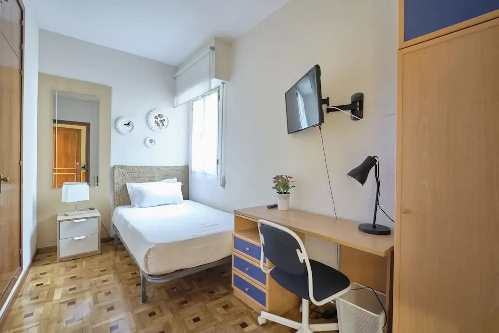 3 Bedroom Apartment With Garage Space in the Center of Madrid