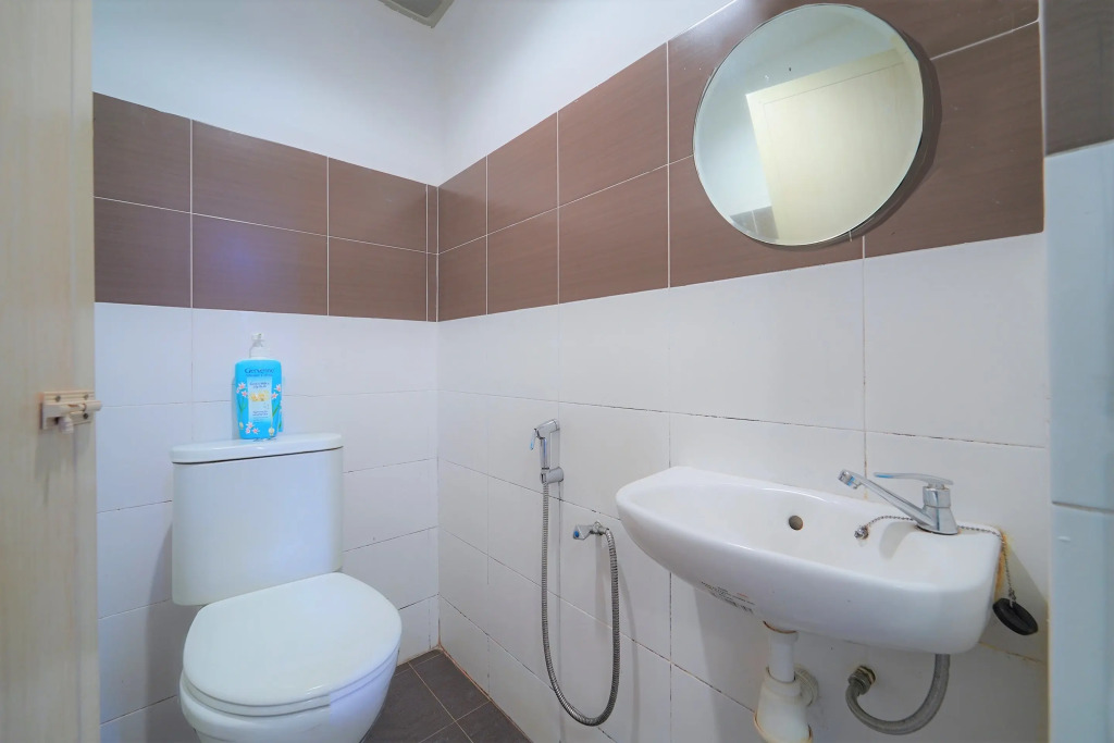 Hotel O V Stay Guesthouse