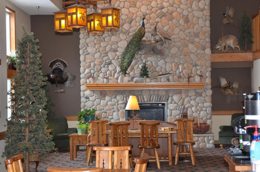 Boarders Inn & Suites by Cobblestone Hotels - Fayette