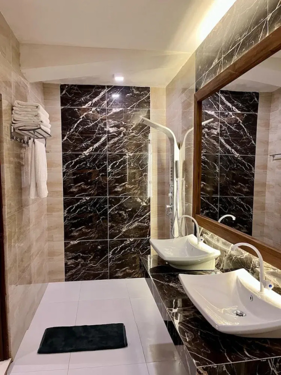 Sundaras Family Suites