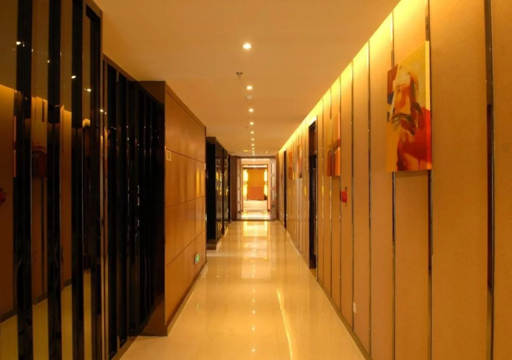 Days Inn Frontier Qingdao Airport