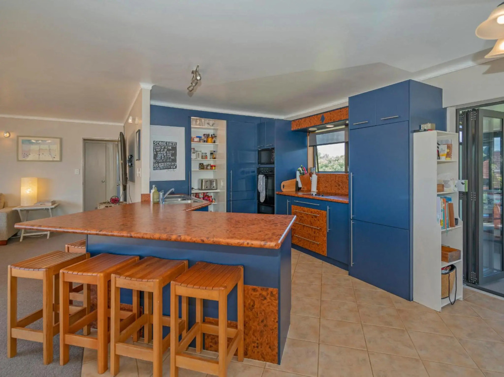 Bach on Boulevard - Pauanui Holiday Home