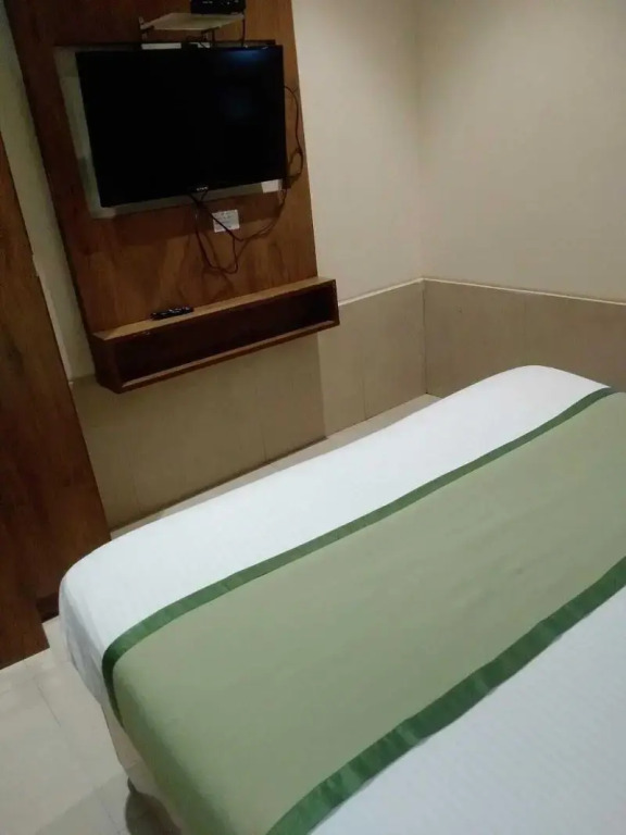 Hotel Regal Inn