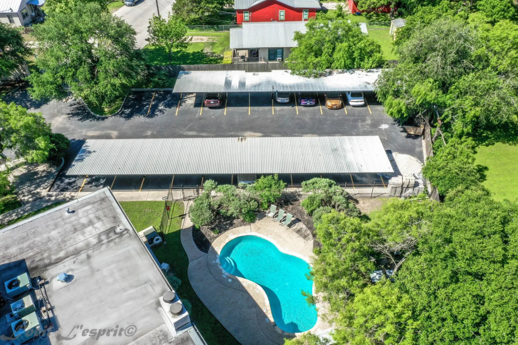 Seele Street River Retreat SS B11