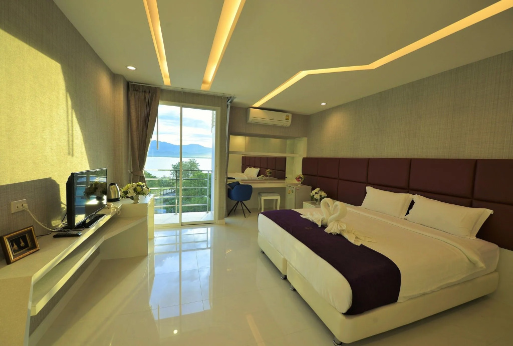 Phuglong Hotel