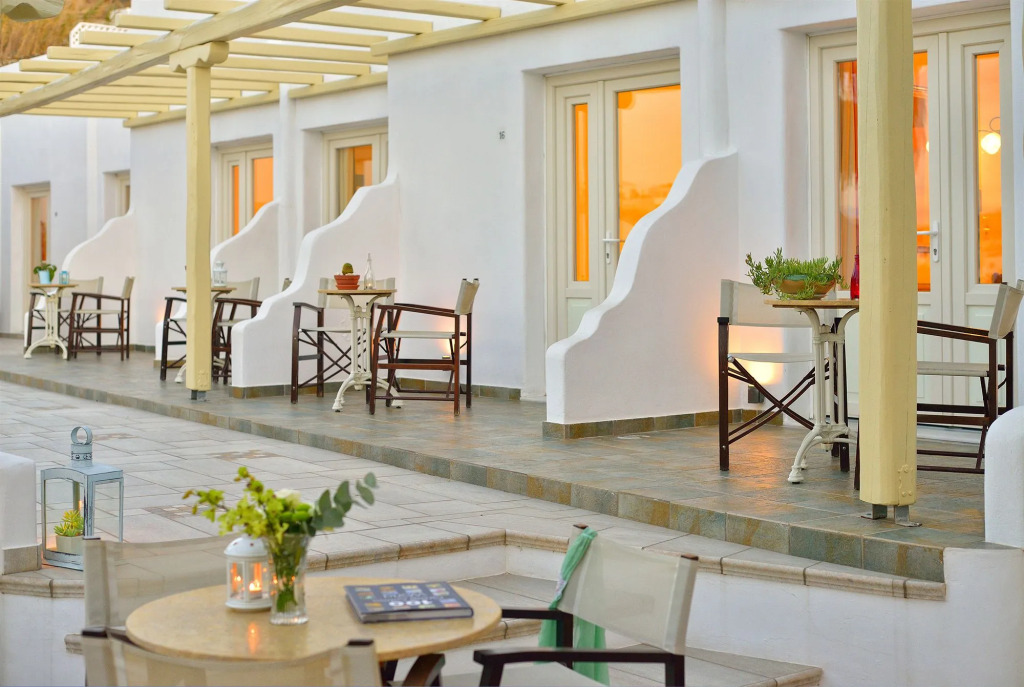 Pelican Town Hotel