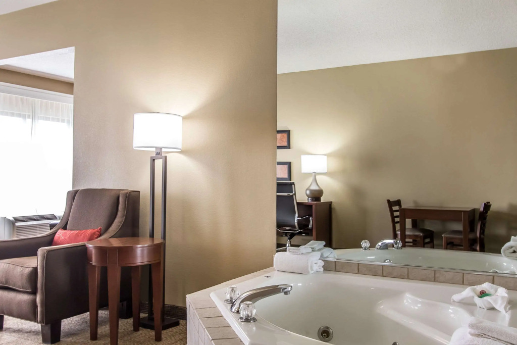 Comfort Suites Effingham Central
