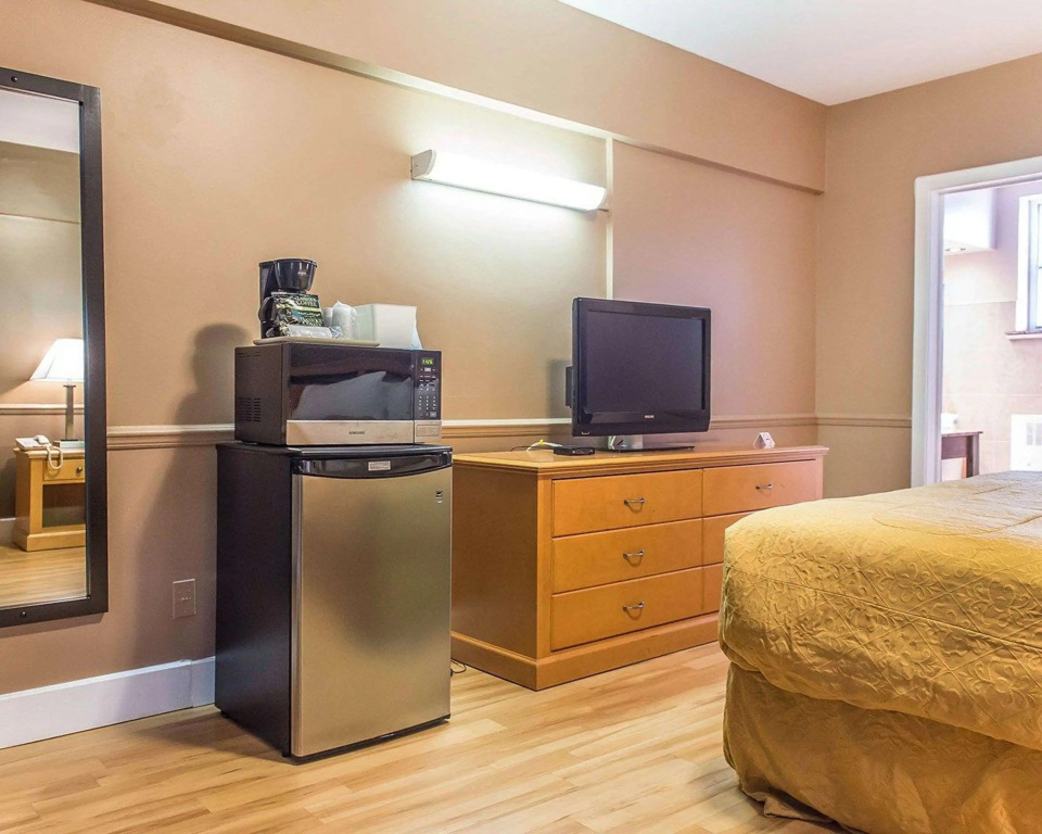 Econo Lodge Downtown