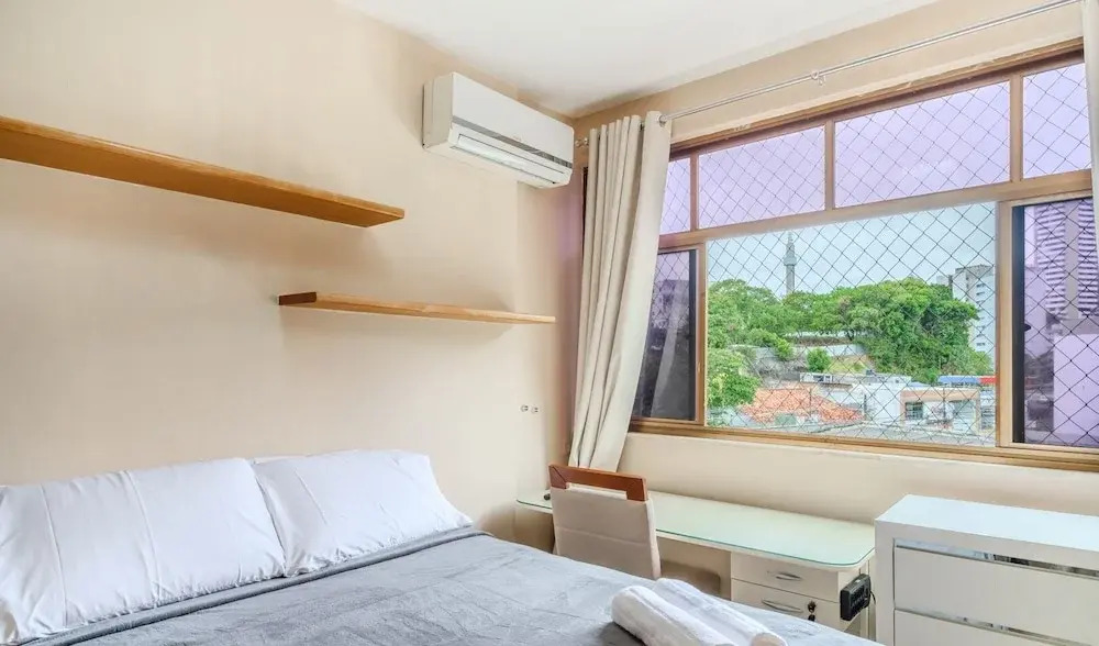 Modern Apartment 1km From Ondina Beach Slo0301