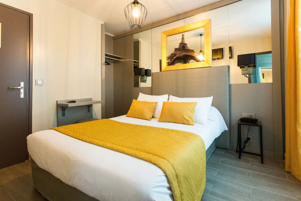 Pratic Hotel