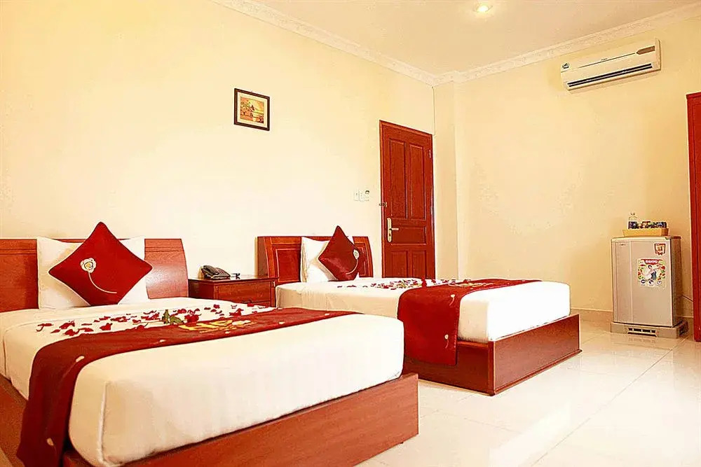 Hanh Phuc Hotel