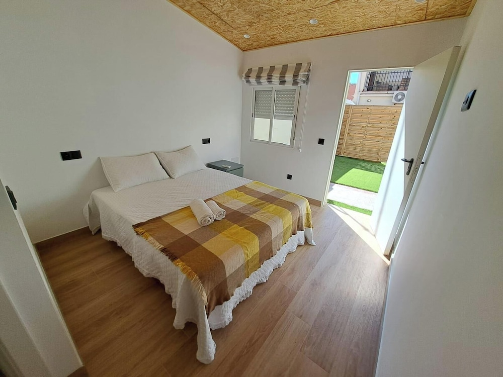Apartment Garden 3 Bedrooms 3 Bathrooms