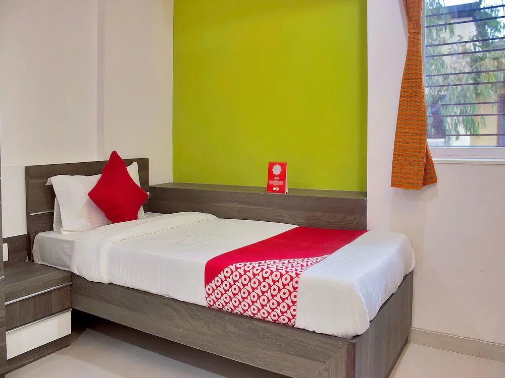 OYO 11634 Hotel The Upper Room