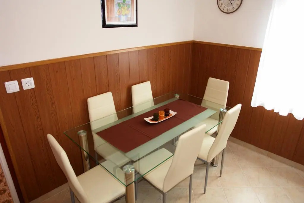 Apartment Mladen
